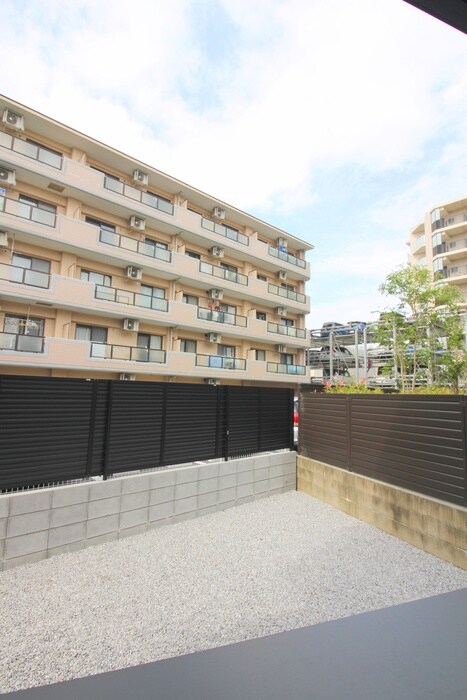 物件内観写真19　(室内からの展望)