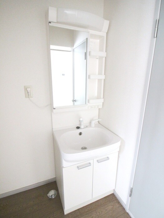 物件内観写真10　(洗面)