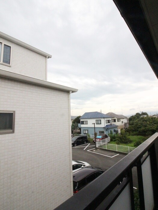 物件内観写真16　(室内からの展望)