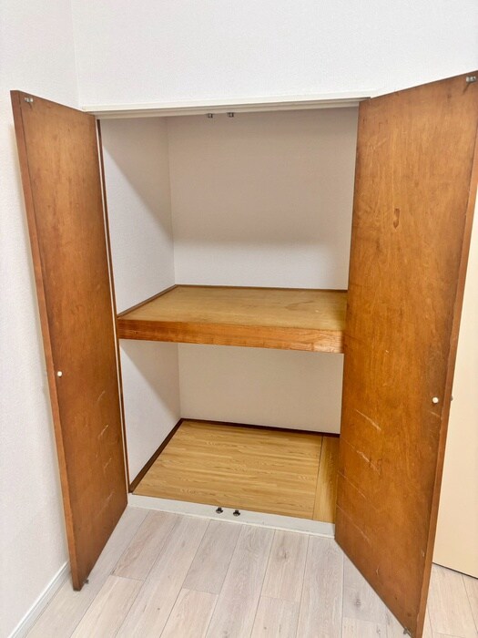 物件内観写真13　(収納)