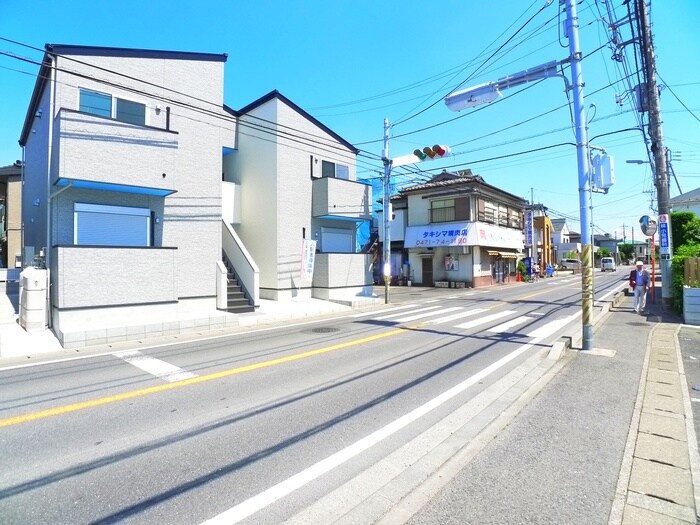 物件外観写真2　(周辺環境)