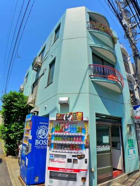 ワ－ルドハウス．Ⅰ外観写真
