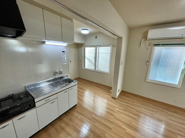 物件内観写真21　(居室)