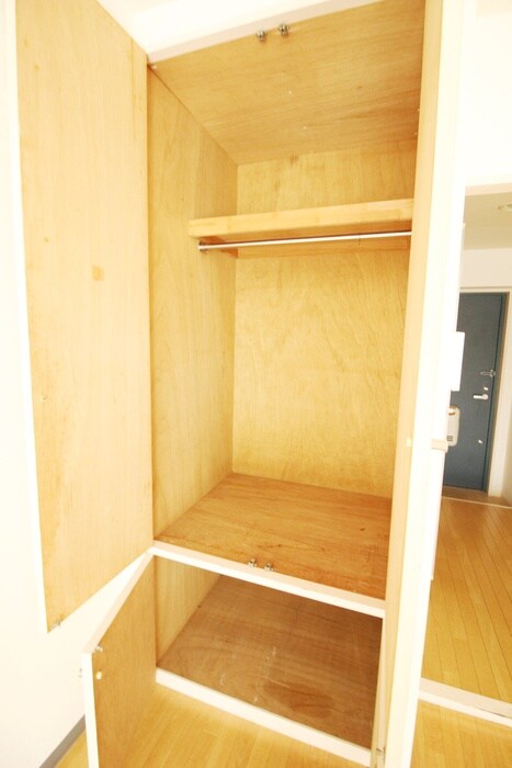 物件内観写真10　(収納)