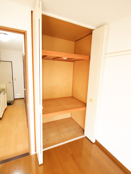 物件内観写真13　(収納)