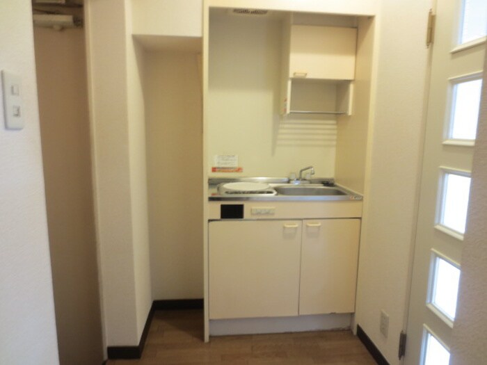 物件内観写真16　(廊下)