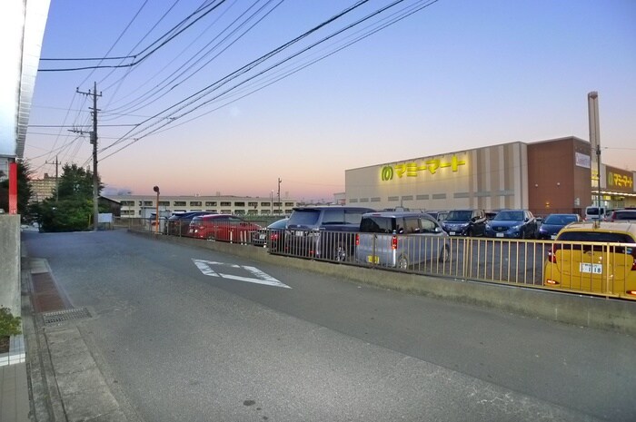 物件外観写真6　(周辺環境)