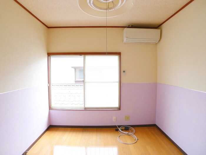 物件内観写真10　(居室)