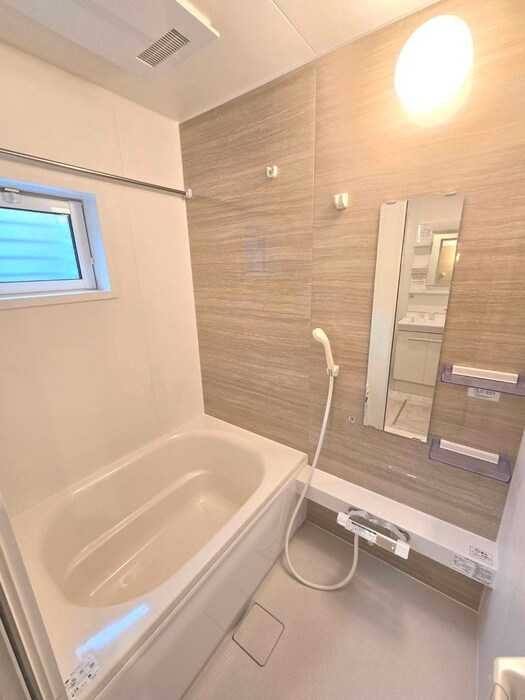 物件内観写真8　(バス／シャワールーム等)