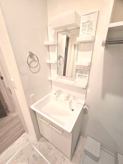 物件内観写真10　(洗面)