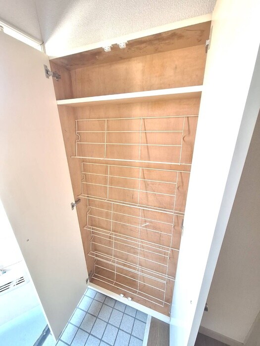 物件内観写真18　(靴箱)