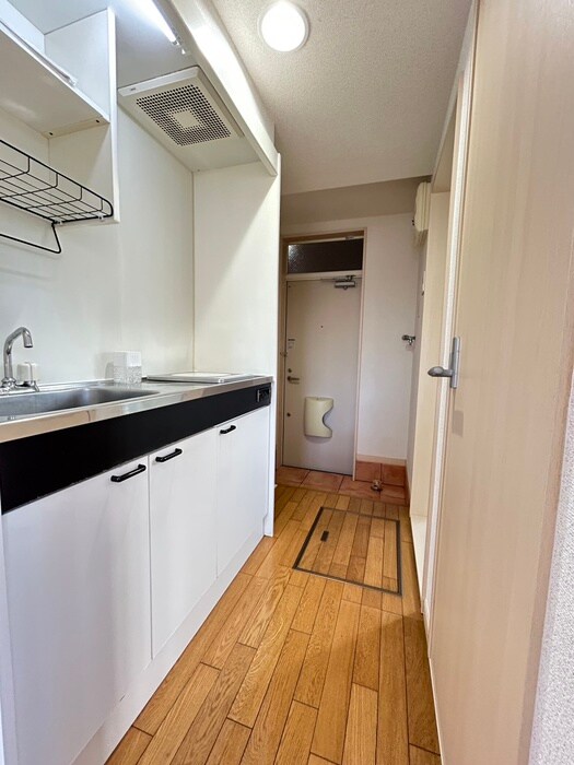 物件内観写真18　(廊下)