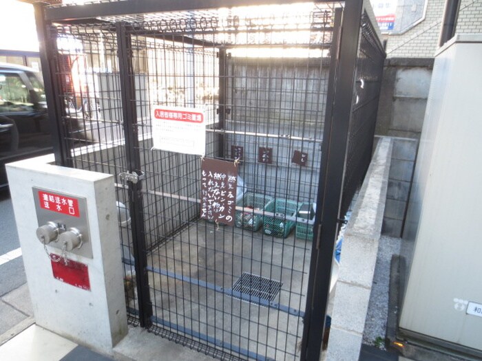 物件外観写真4　(建物設備)