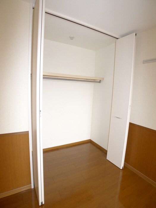 物件内観写真9　(収納)
