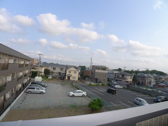 物件内観写真10　(室内からの展望)