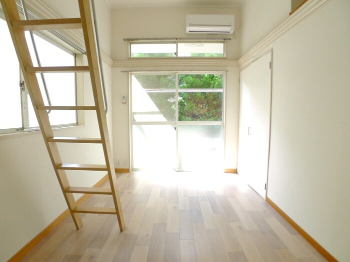 物件内観写真8　(居室)