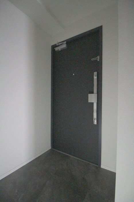 物件内観写真7　(玄関)