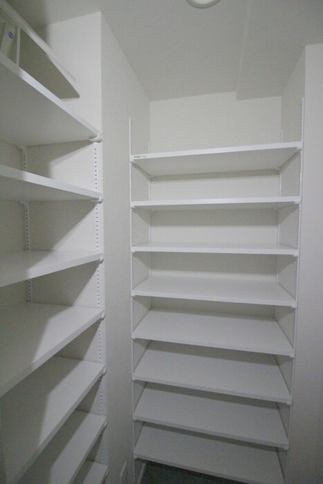 物件内観写真16　(靴箱)