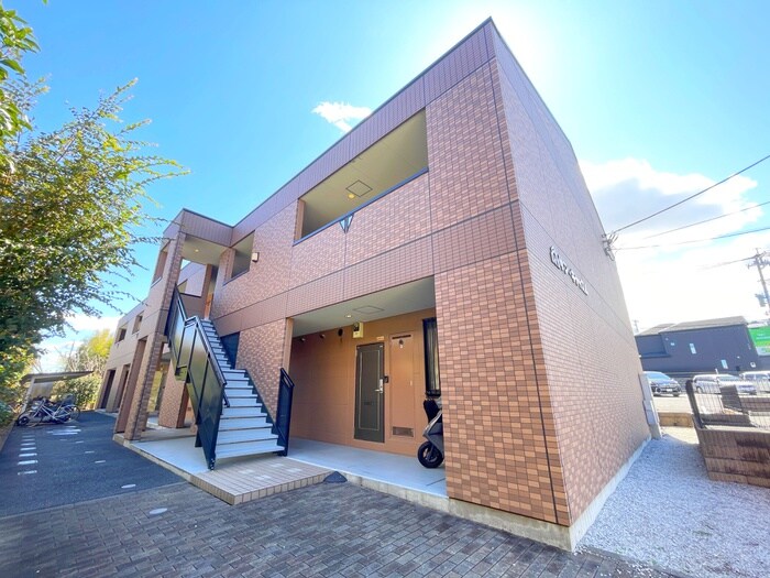 物件外観写真2　(外観写真)