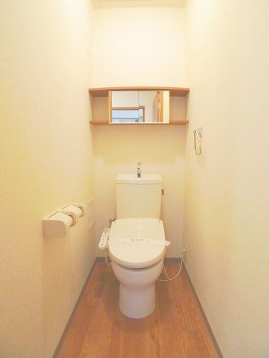 物件内観写真13　(トイレ)