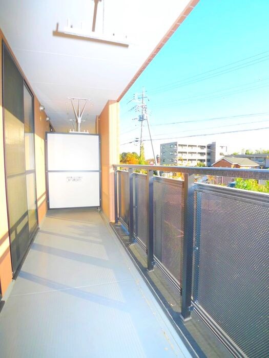 物件内観写真21　(室内からの展望)