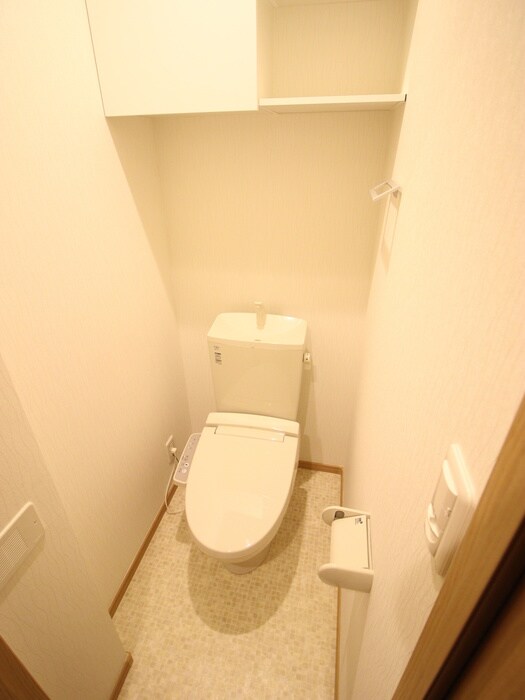 物件内観写真13　(トイレ)