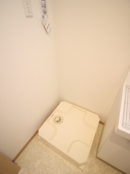 物件内観写真21　(洗濯機置場)