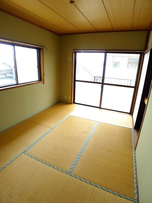 物件内観写真10　(居室)