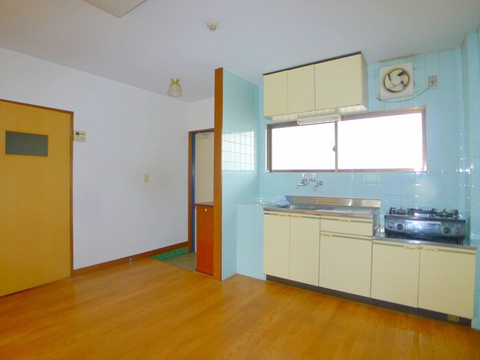 物件内観写真8　(居室)