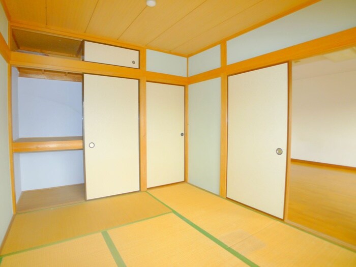 物件内観写真12　(居室)