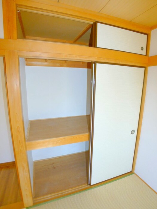 物件内観写真18　(収納)