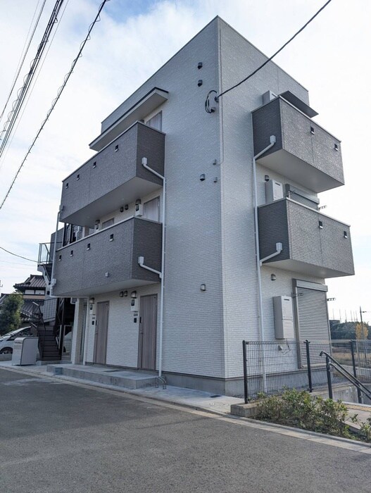 物件外観写真4　(外観写真)