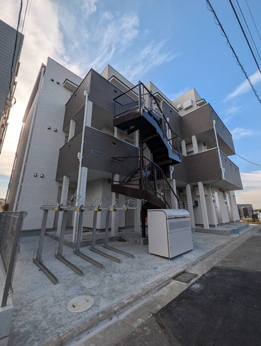 物件外観写真6　(駐輪場)