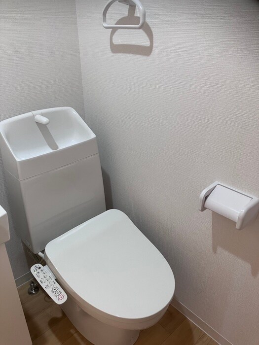 物件内観写真13　(トイレ)