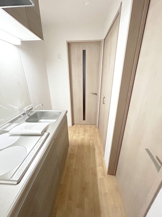 物件内観写真16　(廊下)