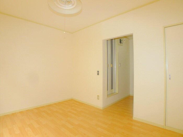 物件内観写真9　(内観写真)