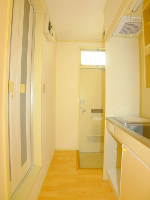 物件内観写真15　(廊下)