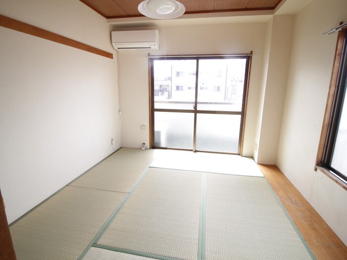 物件内観写真7　(居室)