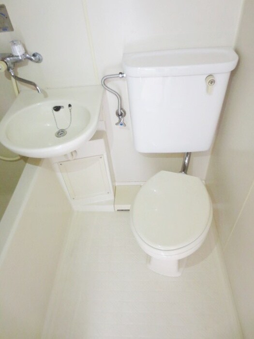 物件内観写真14　(トイレ)