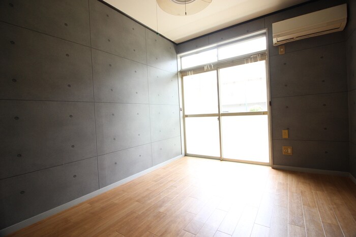 物件内観写真19　(居室)