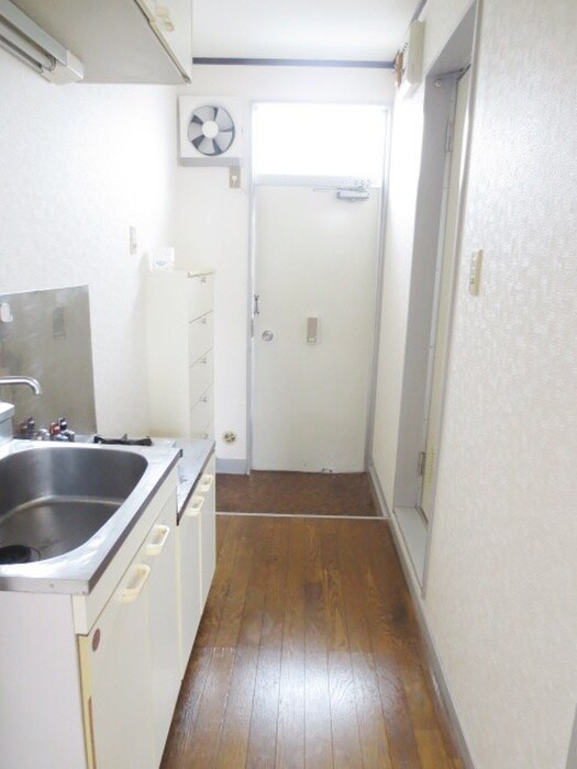 物件内観写真21　(廊下)