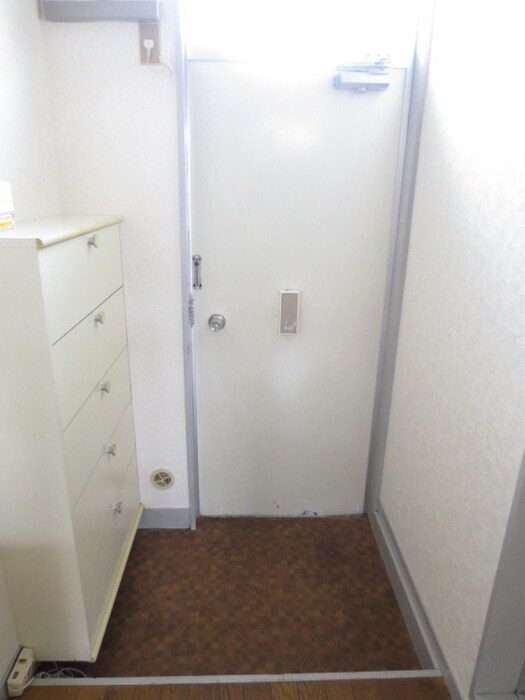 物件内観写真22　(玄関)