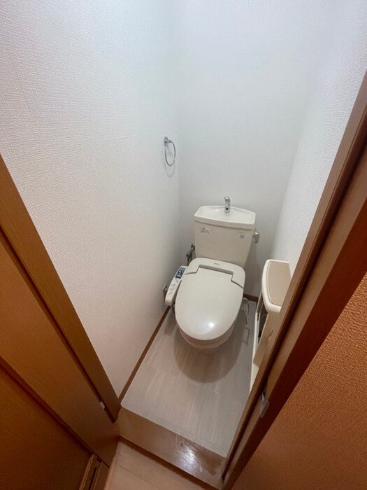 物件内観写真12　(トイレ)