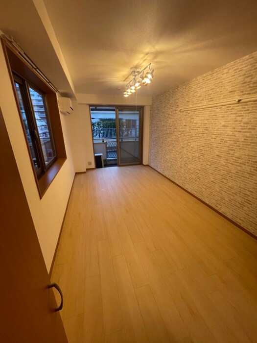 物件内観写真15　(居室)