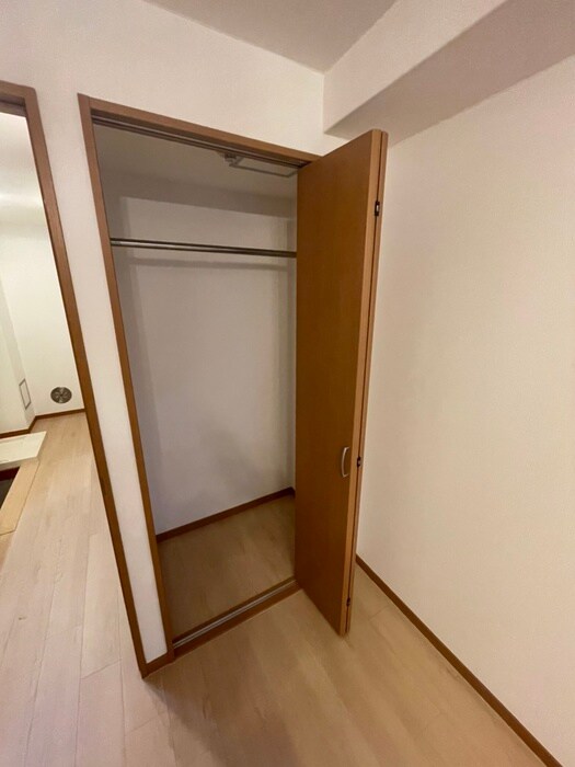 物件内観写真16　(収納)