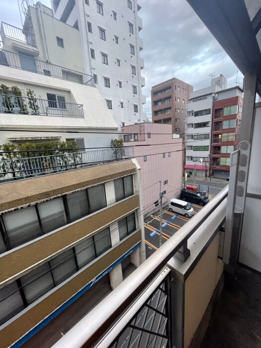 物件内観写真17　(室内からの展望)