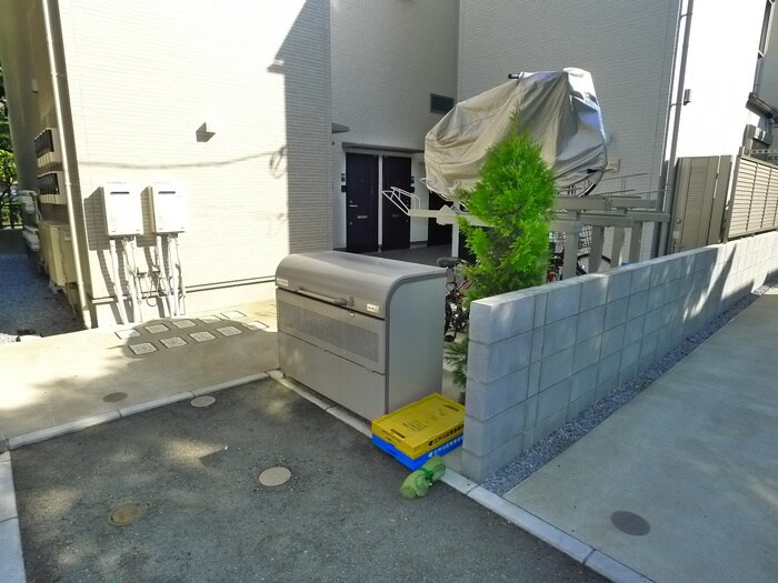 物件外観写真6　(周辺環境)