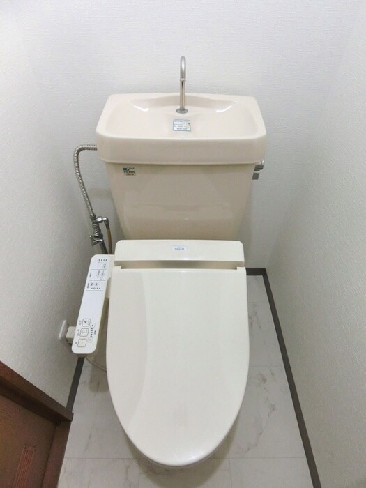 物件内観写真13　(トイレ)