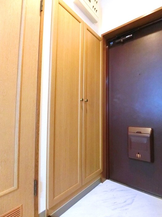 物件内観写真17　(靴箱)