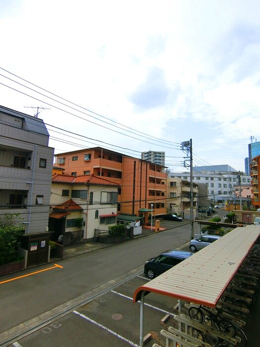 物件内観写真20　(室内からの展望)